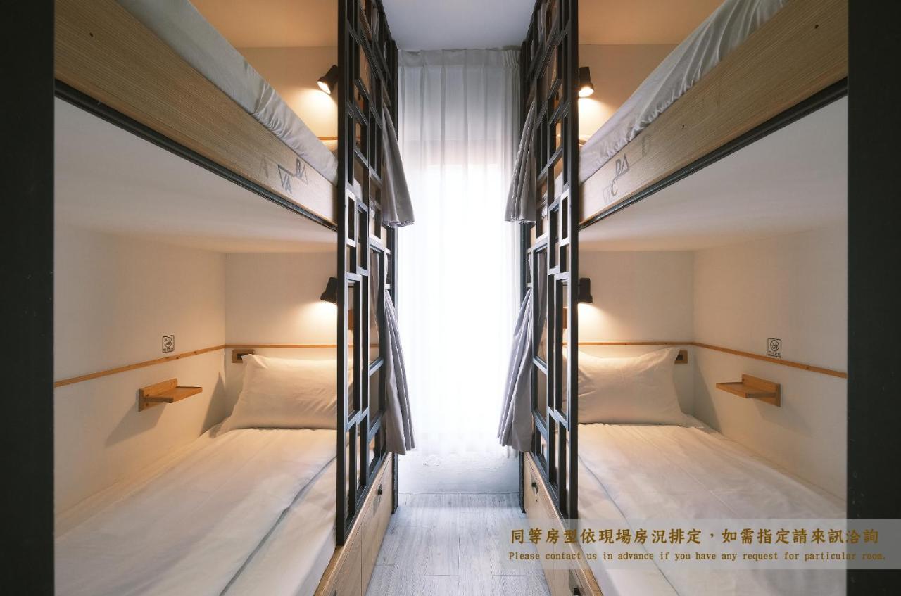 Journey Hostel Tainan Exterior foto